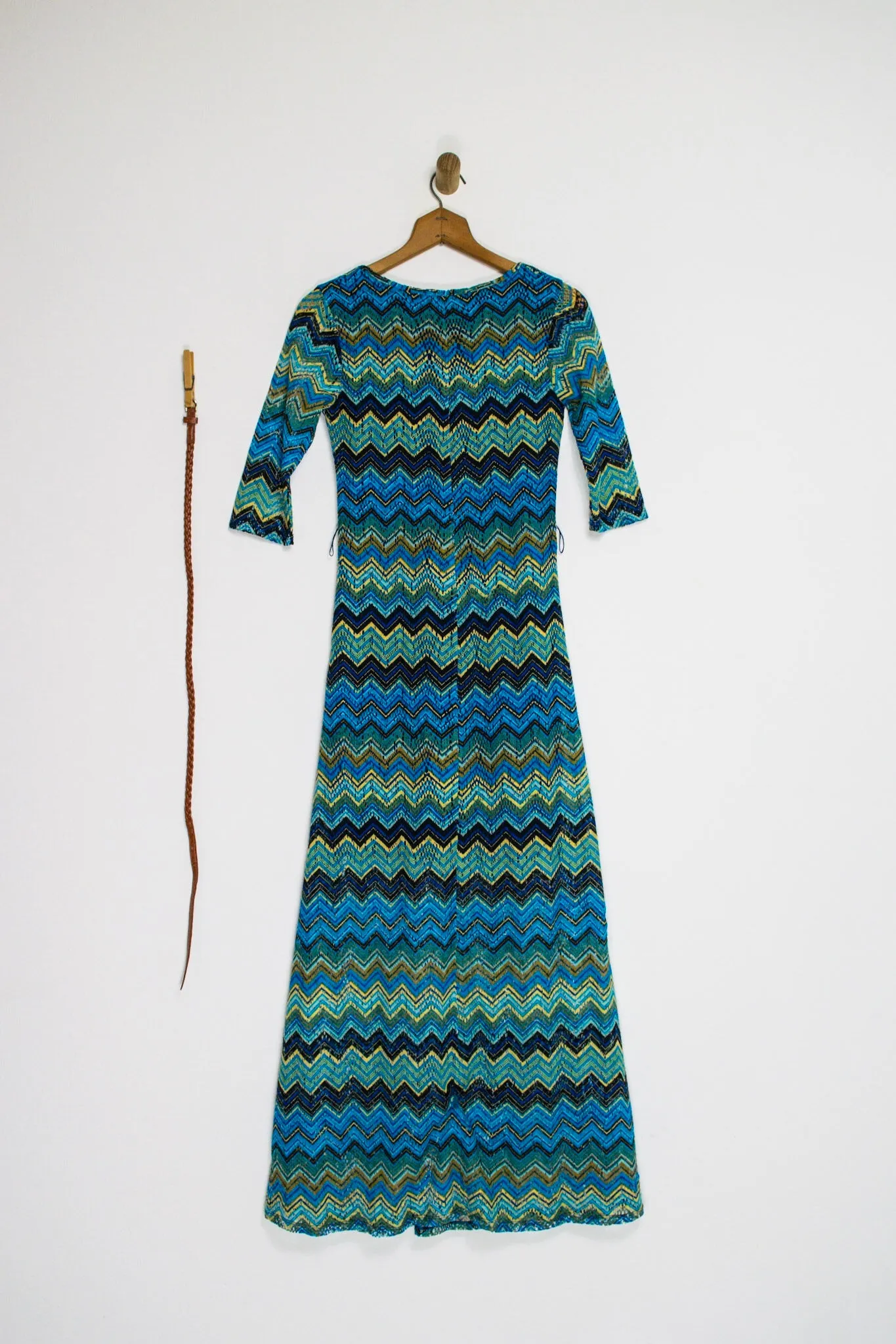 90’s CHEVRON MAXI / MEDIUM