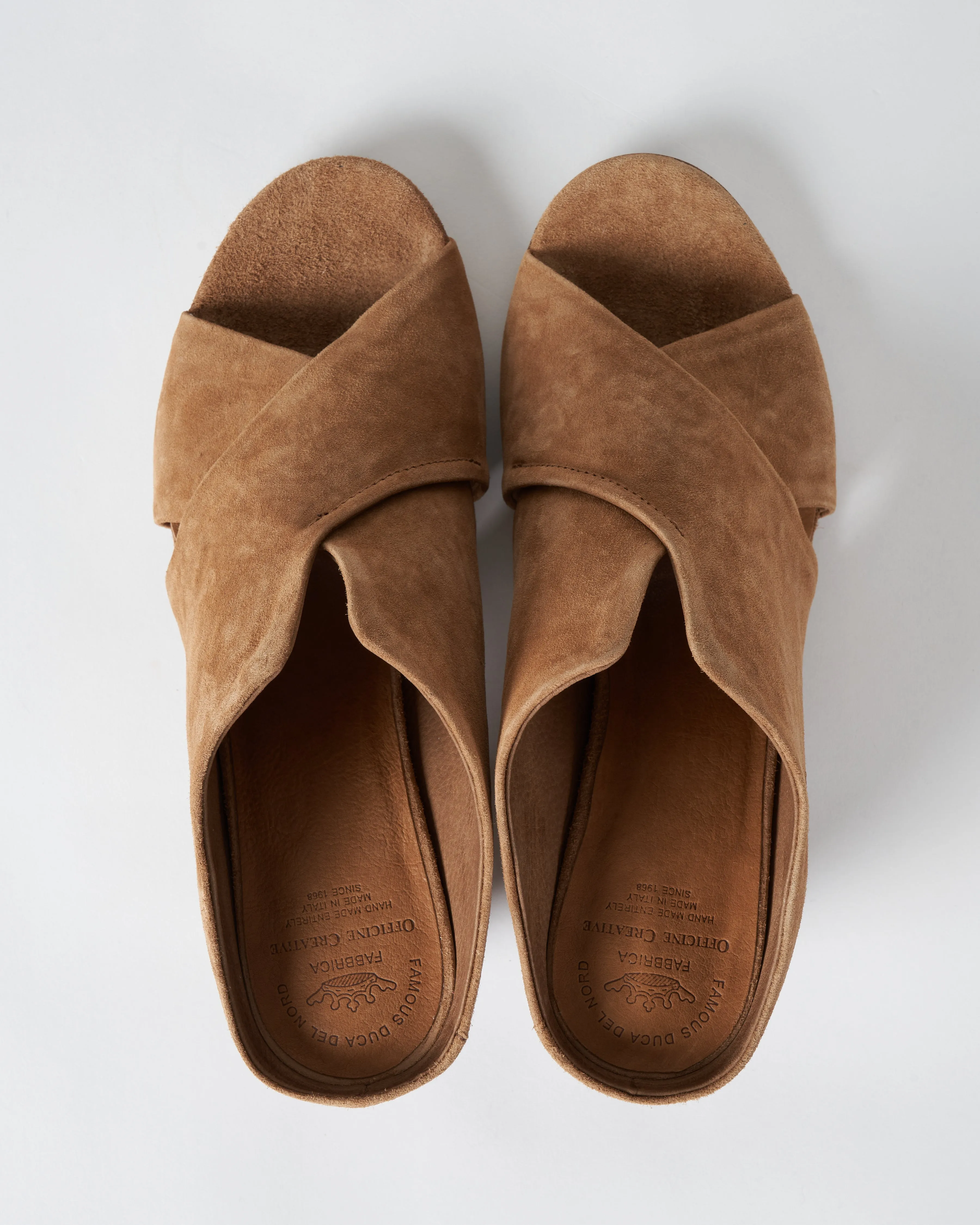 adele mule - oliver almond