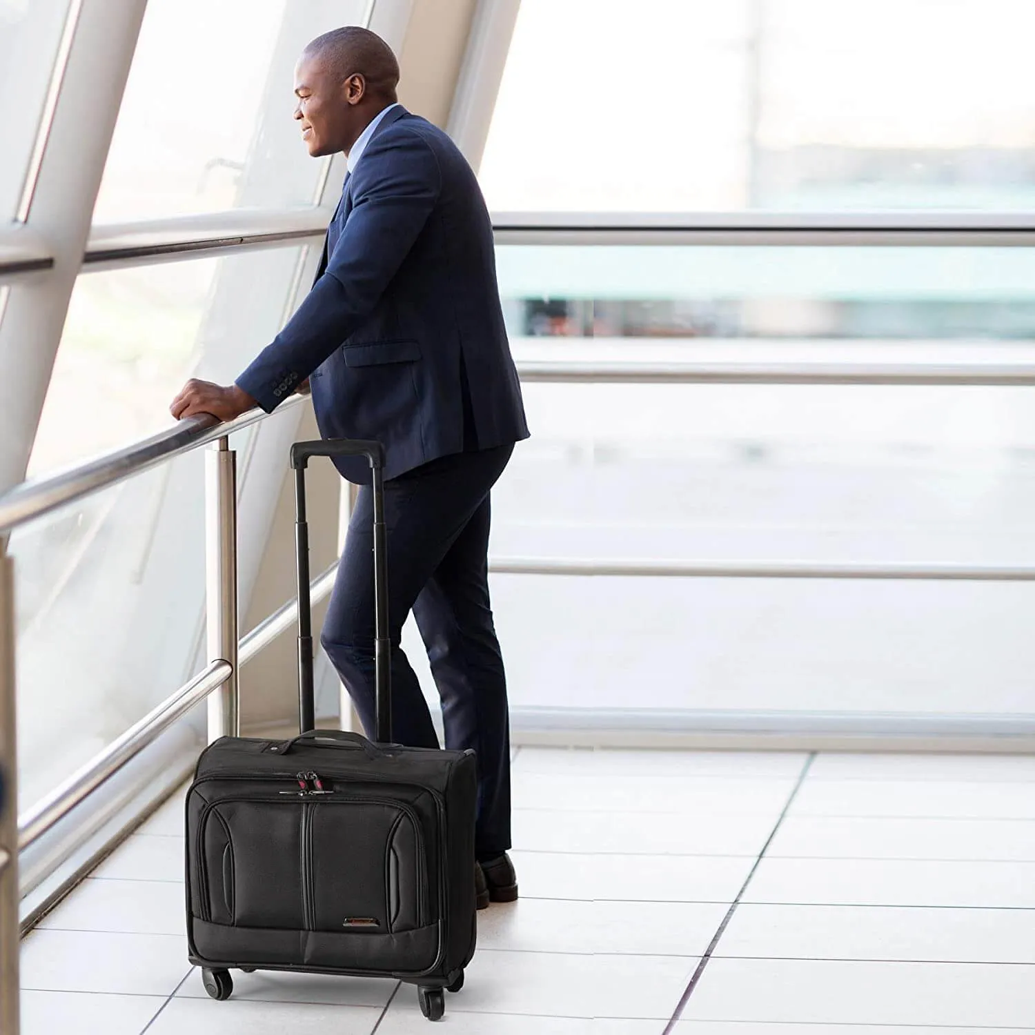 Aerolite (45x45x23cm) Executive Mobile Business Cabin Hand with Luggage Rolling Laptop Bag