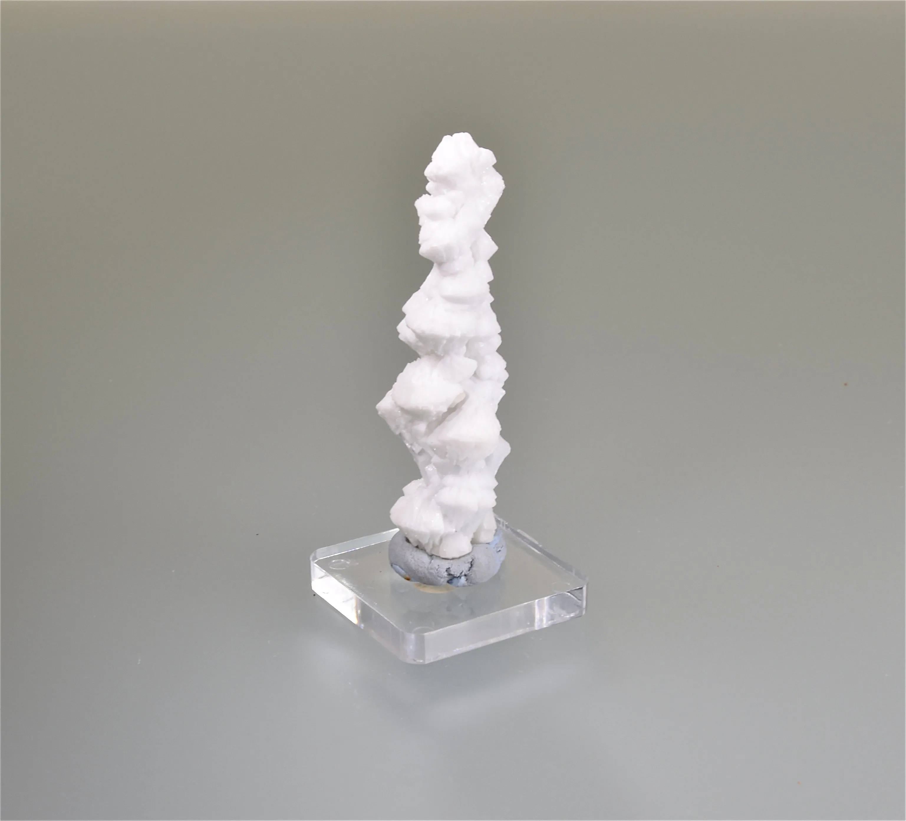 Barite, North Bishop Tract Minerva #1 Mine, Ozark-Mahoning Company, Cave-in-Rock District, Southern Illinois, Mined 1981, Kalaskie Collection #392, Miniature 1.5 x 2.0 x 6.0 cm, $125.  Online 10/6.