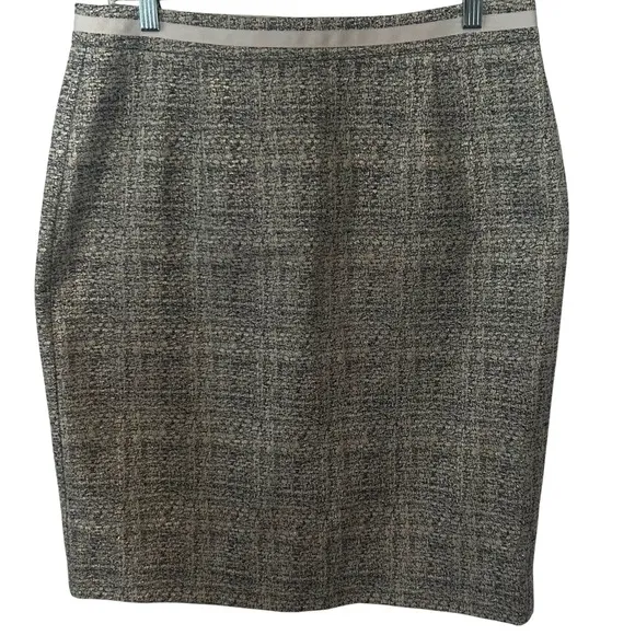 Boden Women's Cream and Gold Metallic Tweed Pencil Skirt in Size 10R