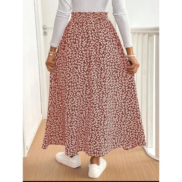 Boho floral print maxi skirt thigh slit black white