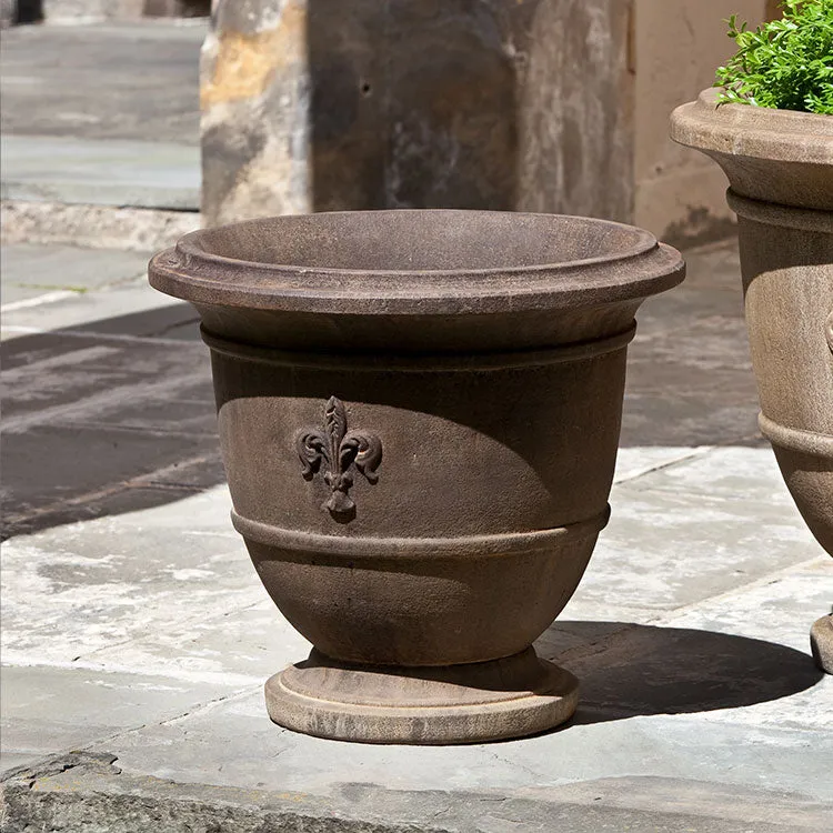 Campania Fleur de Lis Urns