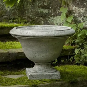 Campania Moreland Urn
