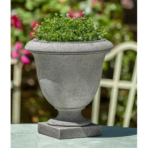 Campania Oakdale Urn