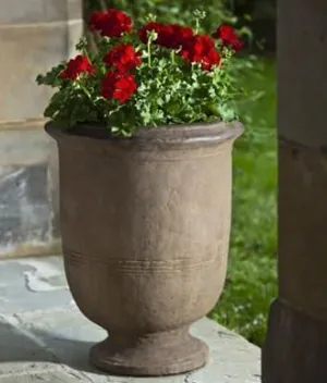Campania Provencal Large Urn