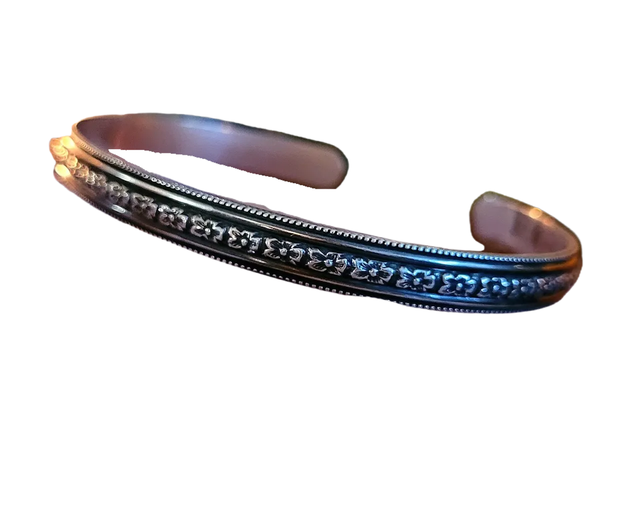 Cuff: Tiny Flower