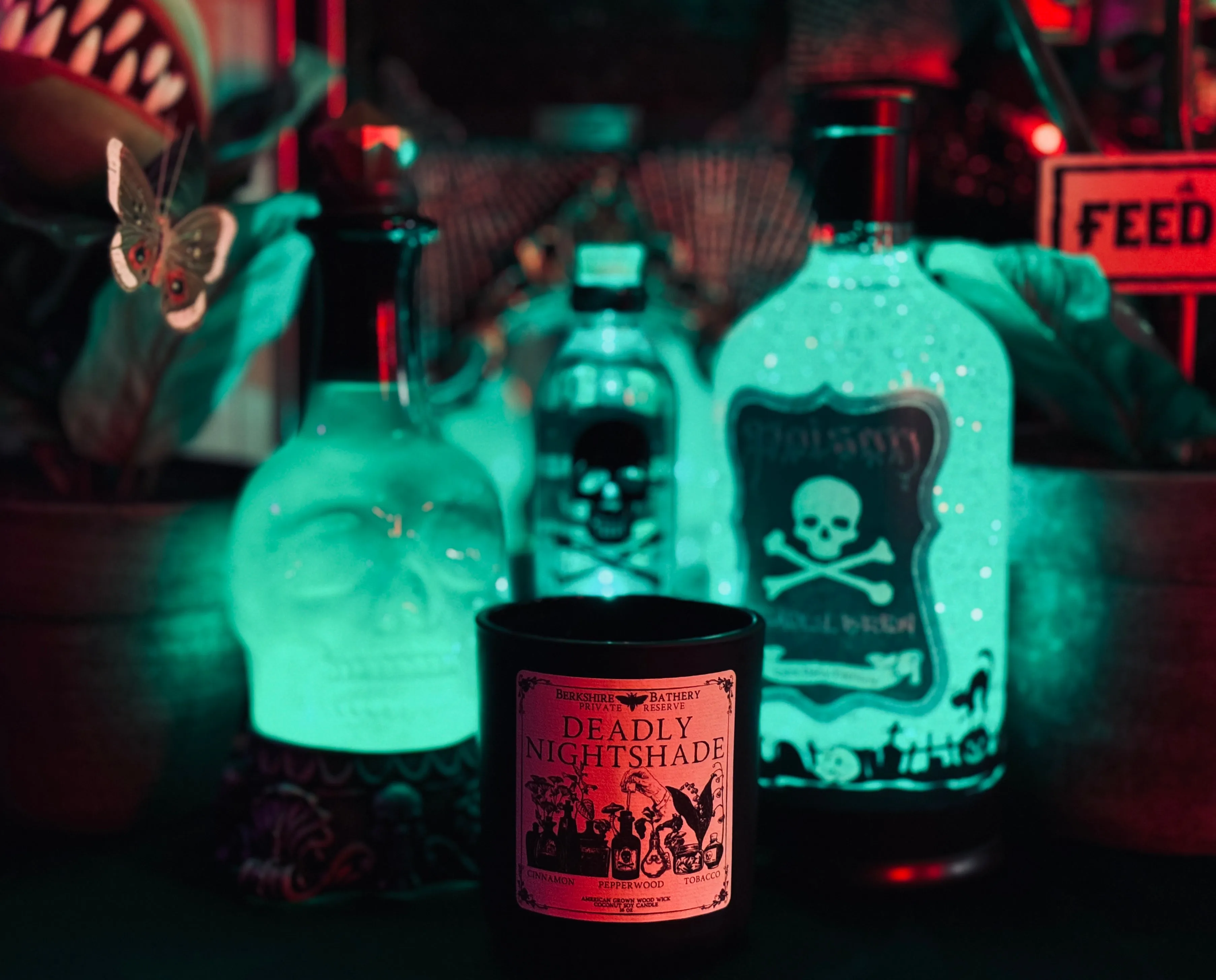 DEADLY NIGHTSHADE | Spicy   Woody - 16oz Wood Wick Candle