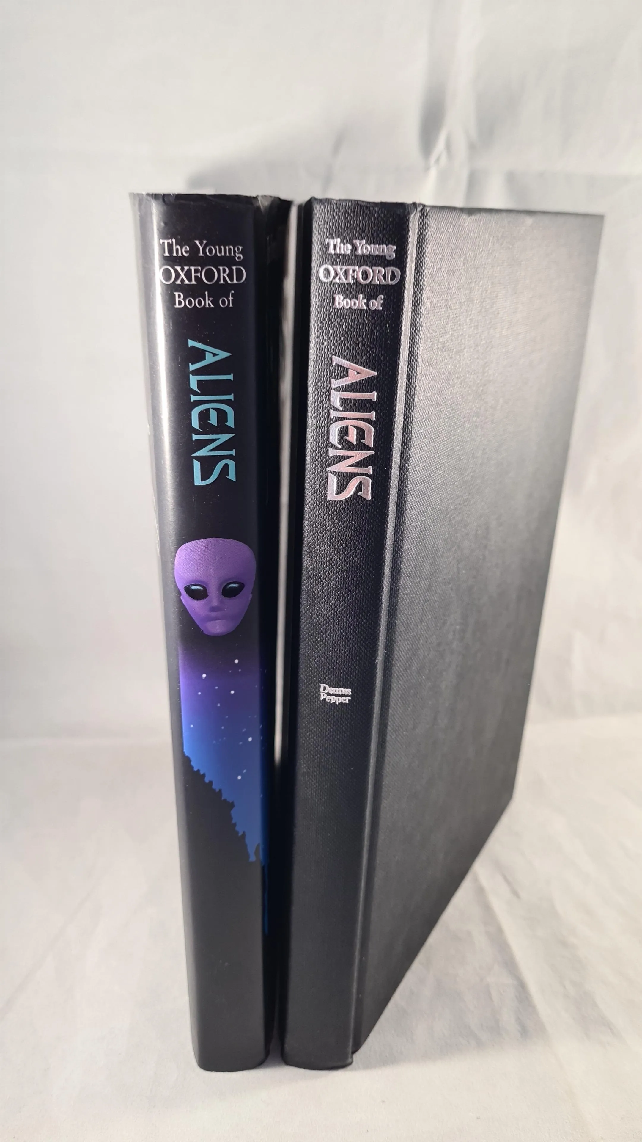 Dennis Pepper - The Young Oxford Book of Aliens, Oxford University, 1998, First Edition