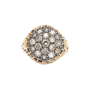 Elegant Handcrafted Gold and Diamond Ring