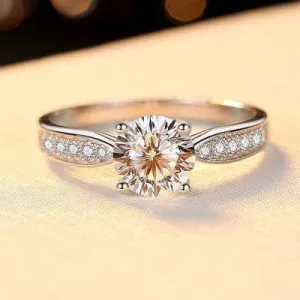 Four Prong Luxury Diamond Engagement Ring