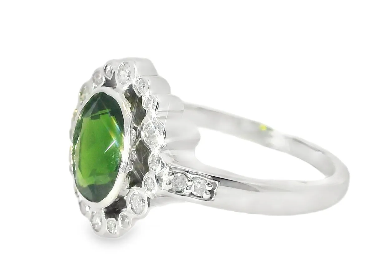 Gorgeous Estate 14K White Gold Green Tourmaline Diamond Ring