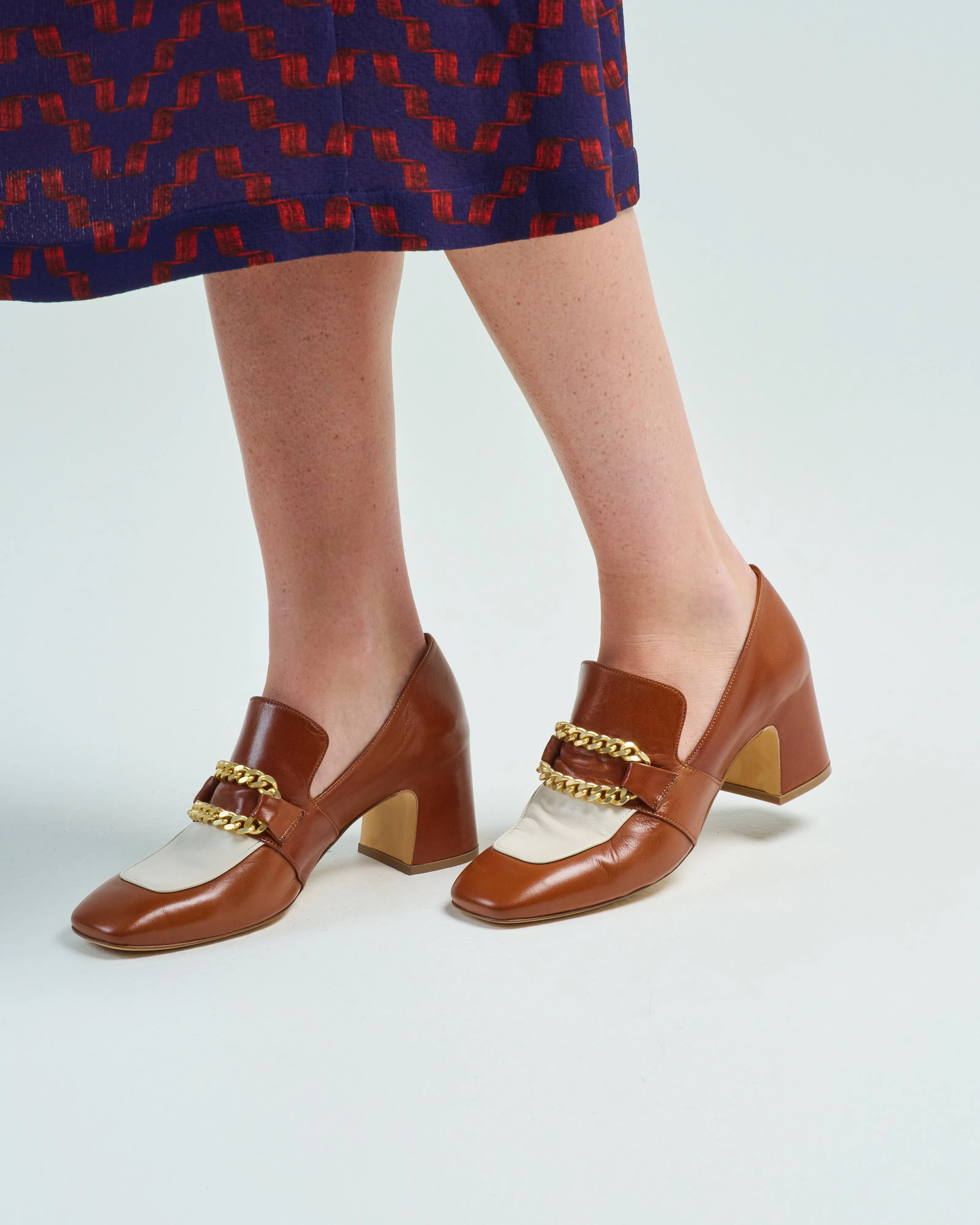 heel chain loafer