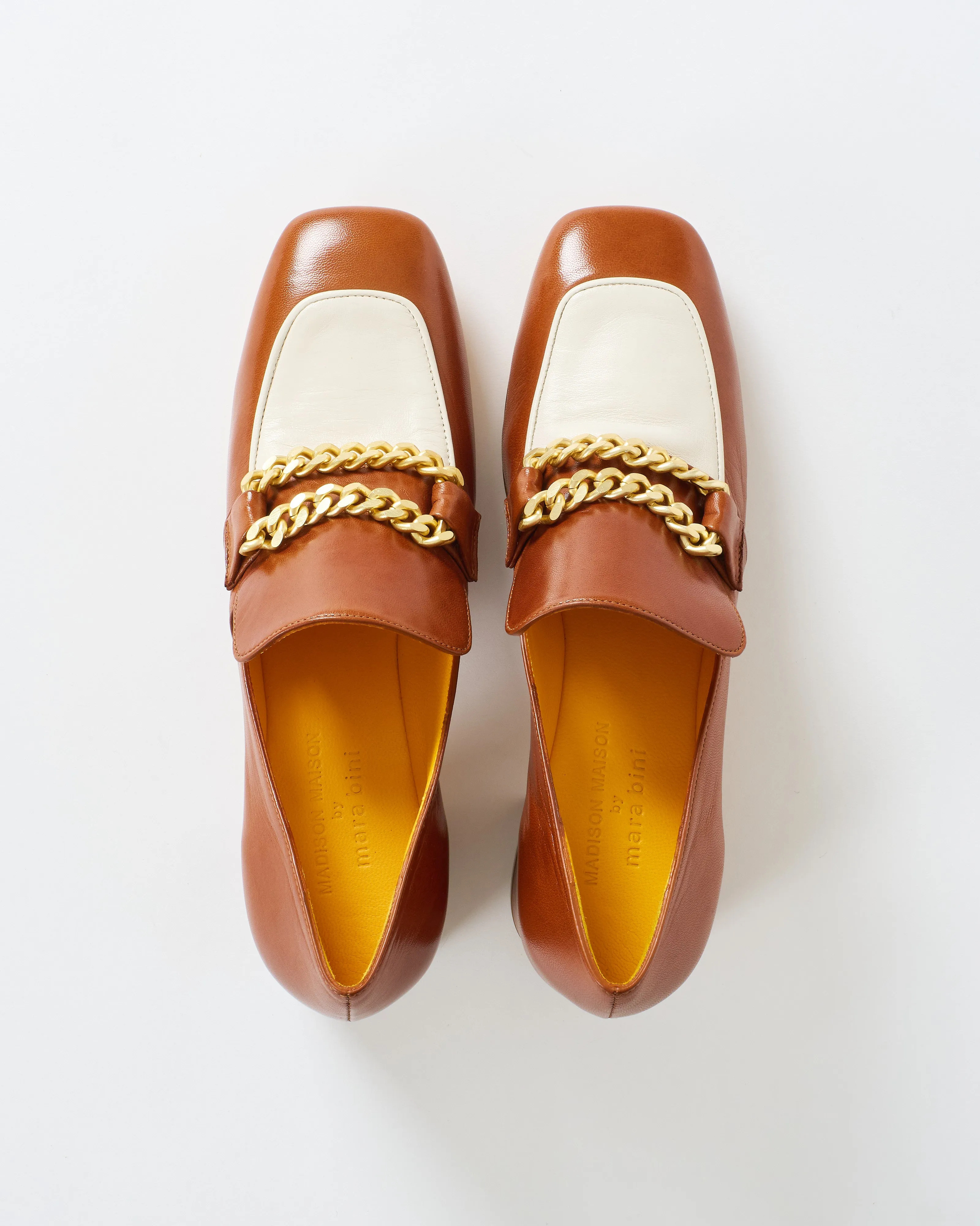 heel chain loafer