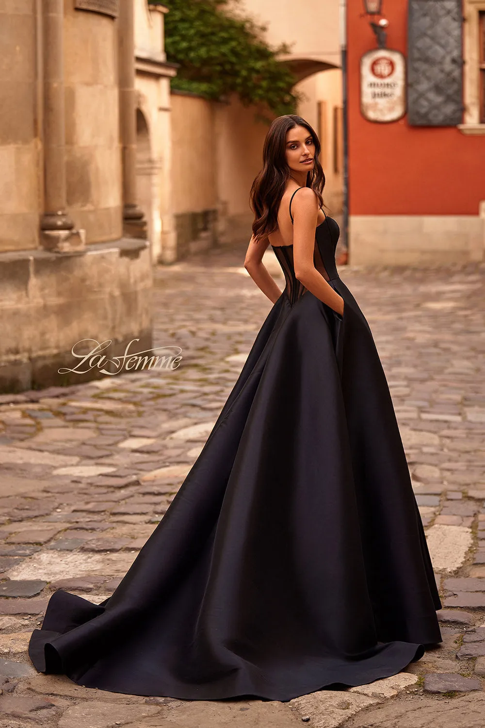 La Femme 32670 Dresses