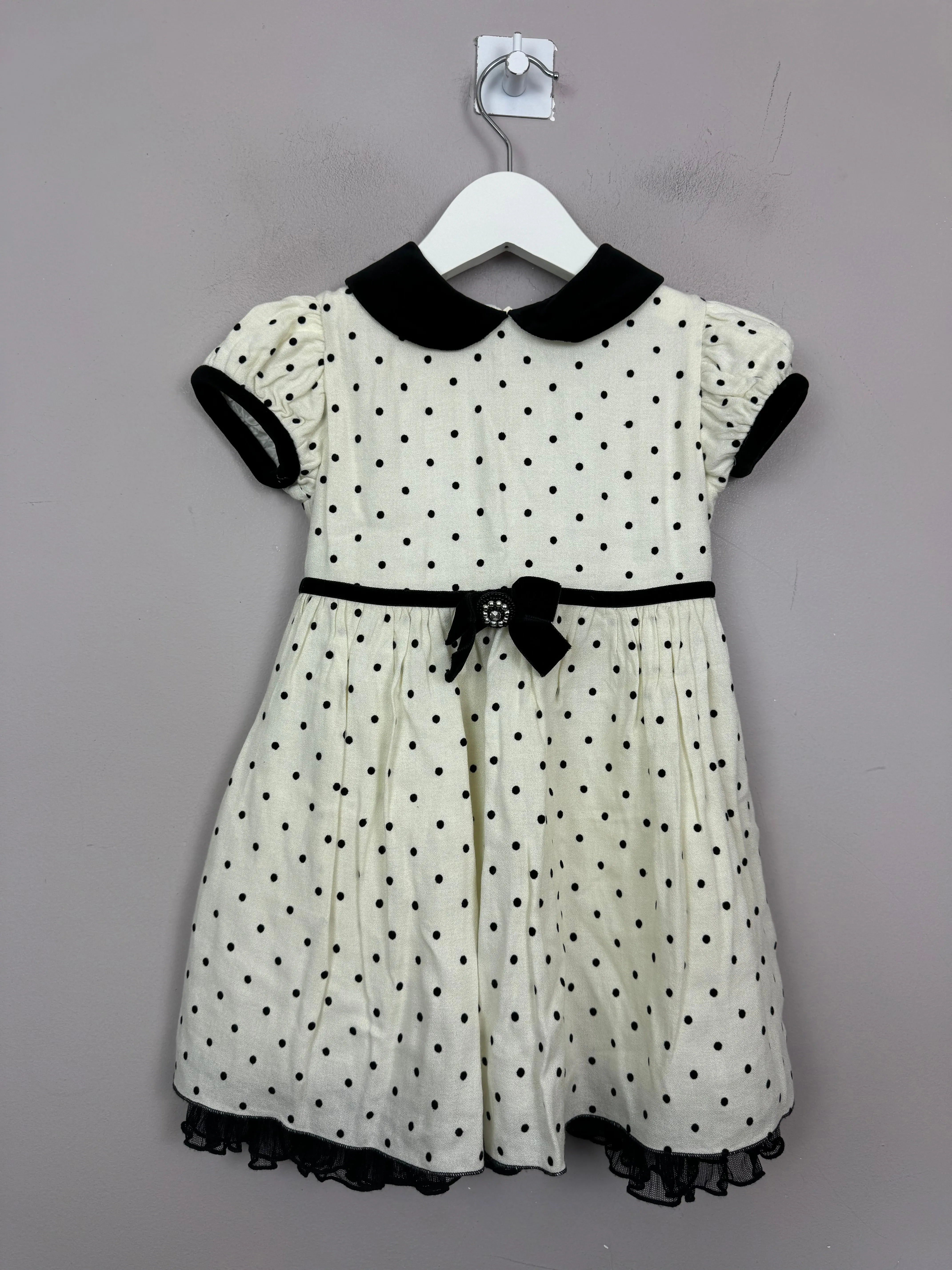 Lesy Ivory Spot Party Dress 3y but sizing 24m