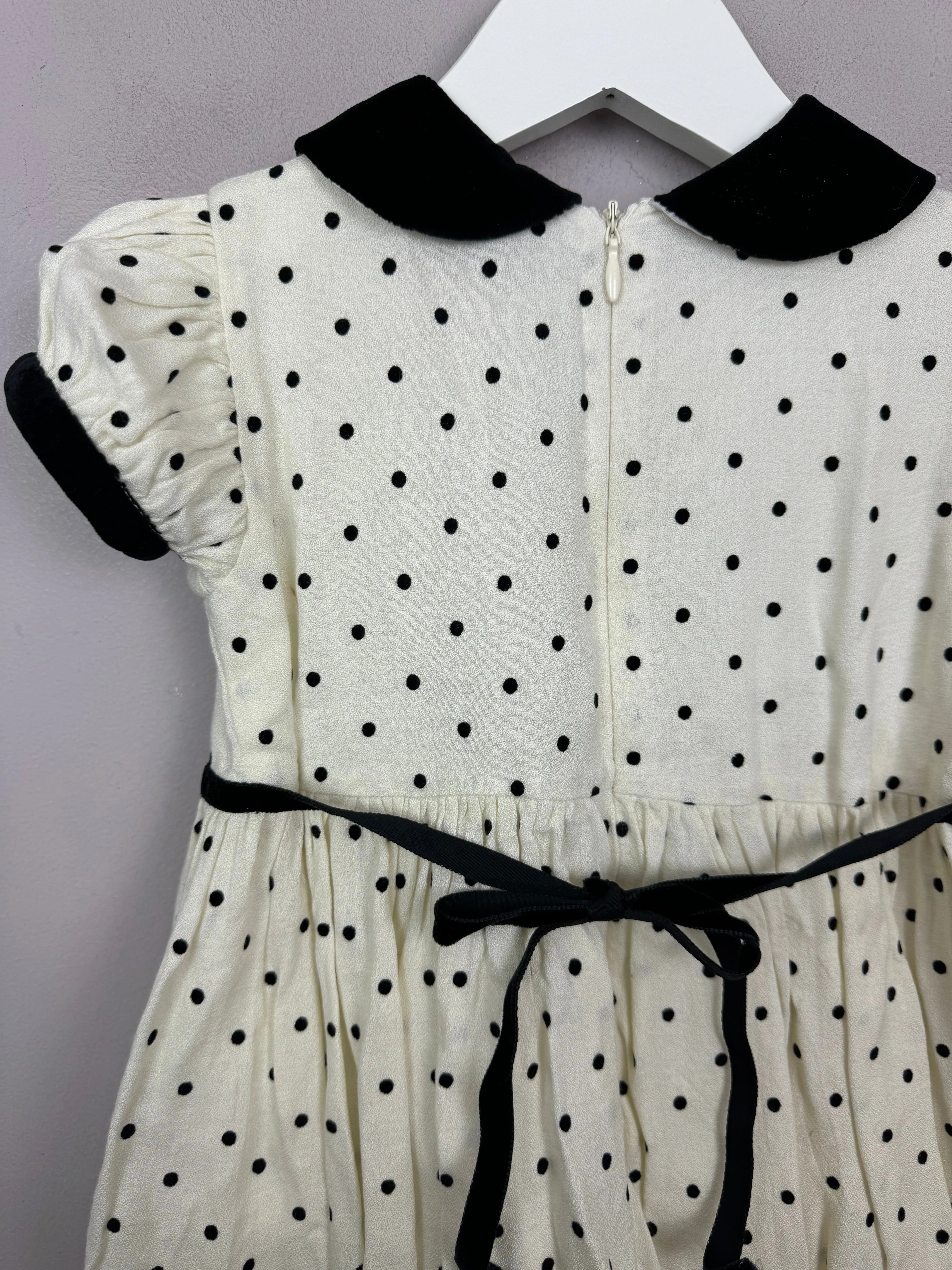 Lesy Ivory Spot Party Dress 3y but sizing 24m