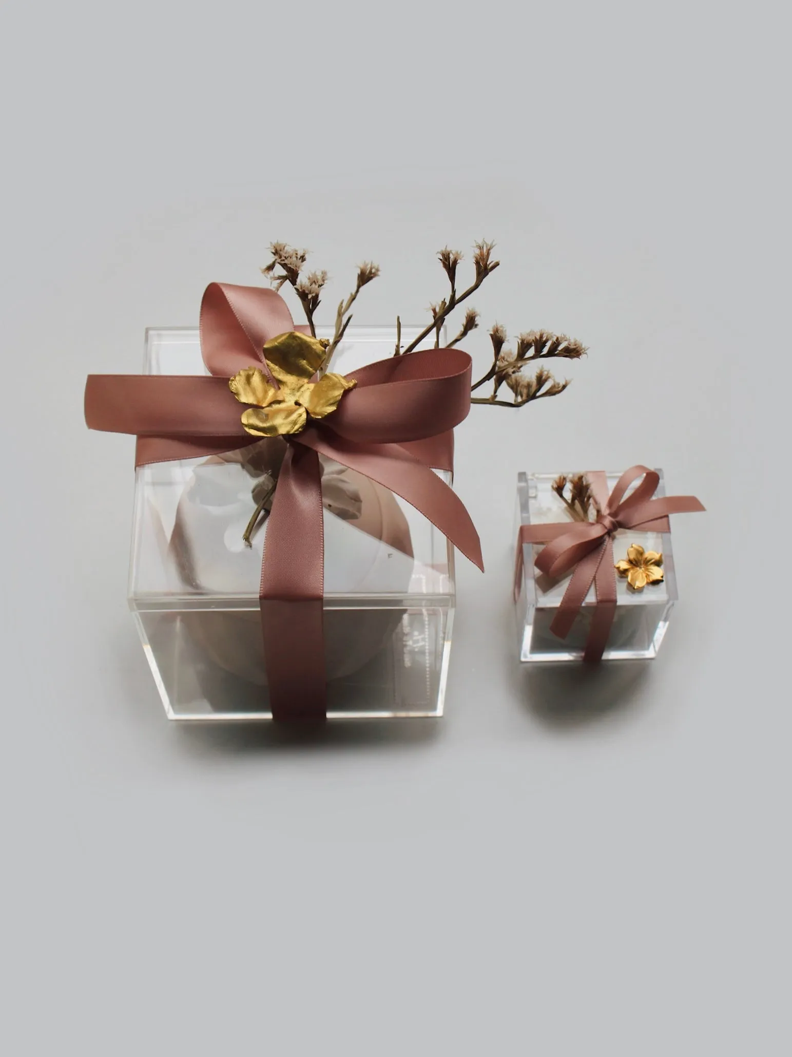 Local Gardenia Flower Motif