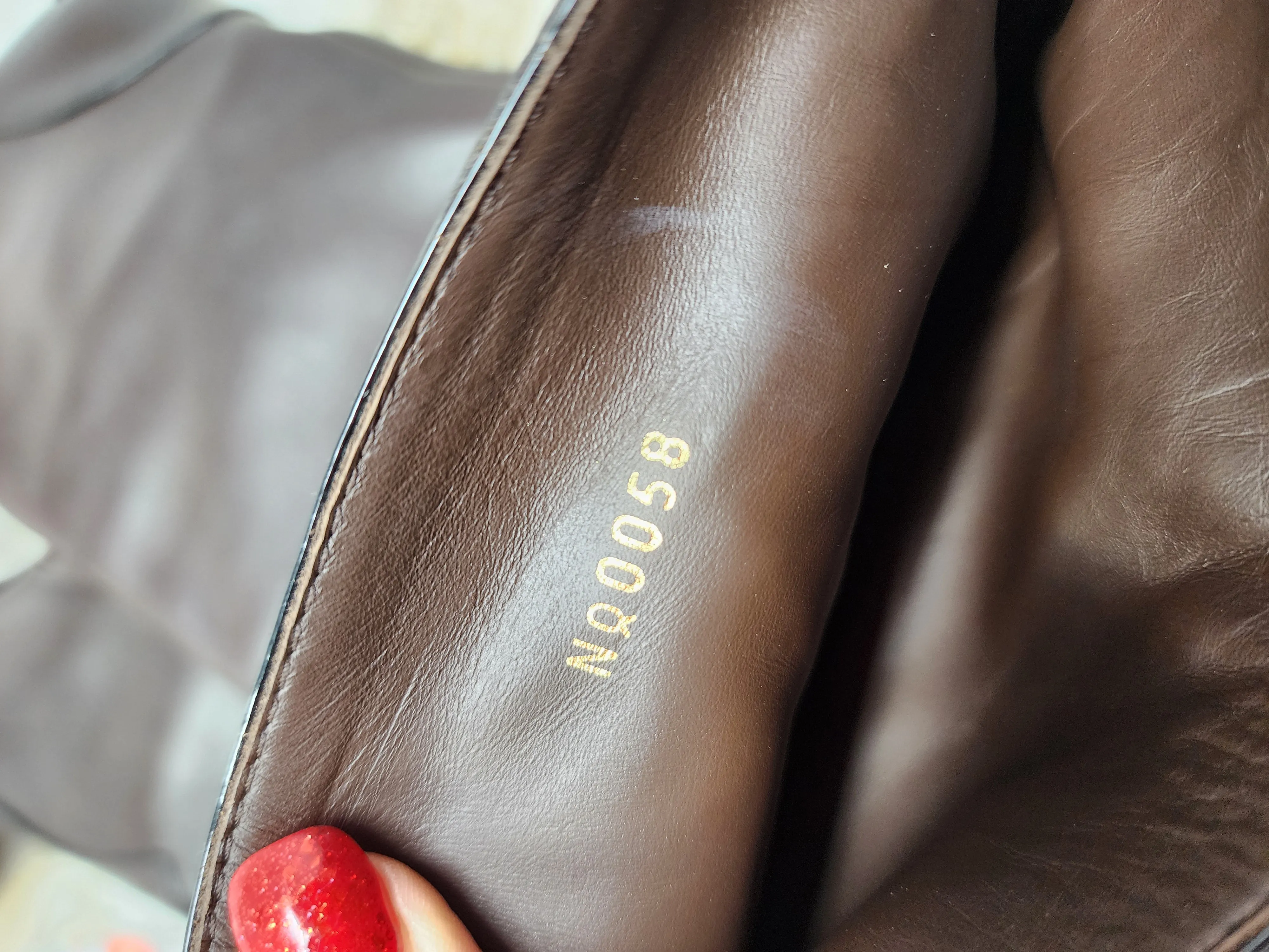 LOUIS VUITTON BROWN KNEE HIGH TALL LOGO LEATHER BOOTS - SIZE 41
