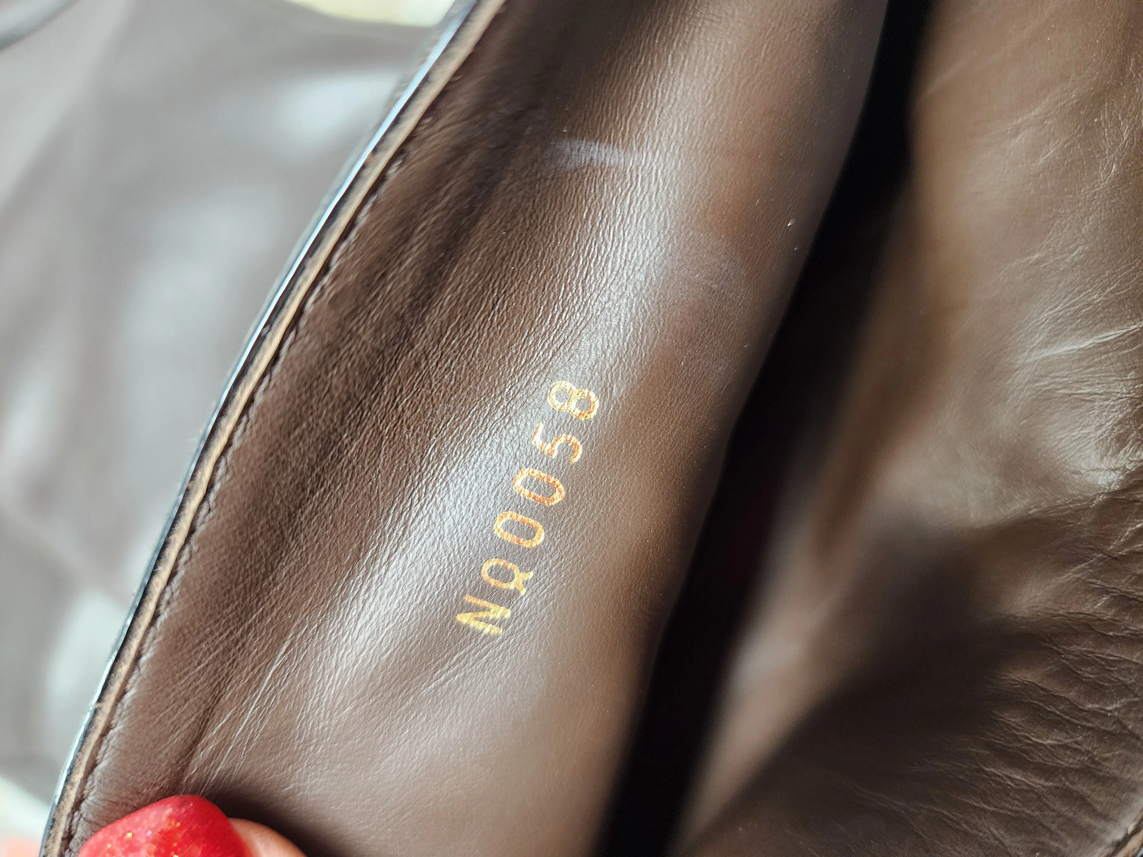 LOUIS VUITTON BROWN KNEE HIGH TALL LOGO LEATHER BOOTS - SIZE 41