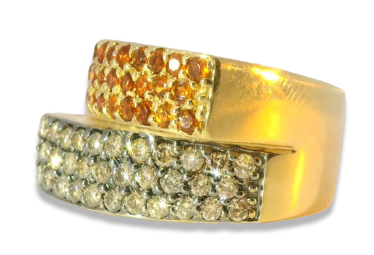 Magnificent Estate 18K Yellow Gold Champagne Pave Diamond Citrine Band Ring