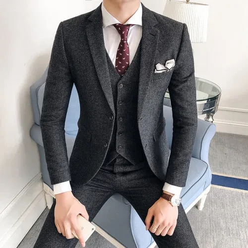 Men's Three Piece Fashion Business Suit Up To 3XL