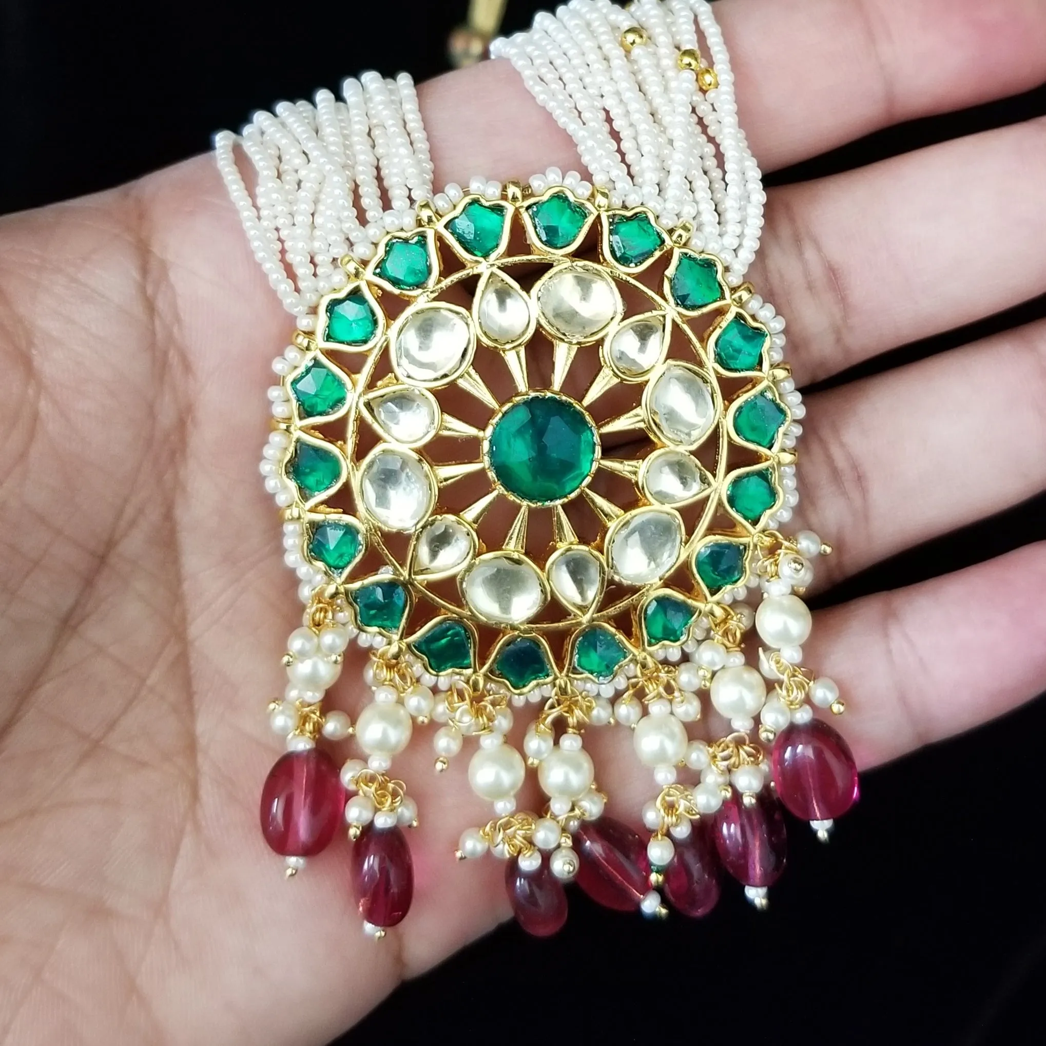 Mid Length Pachi Kundan Pearl Maala With Gold Plating