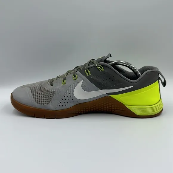 Nike Metcon 1 Wolf Grey Volt Shoes Mens Size 10.5