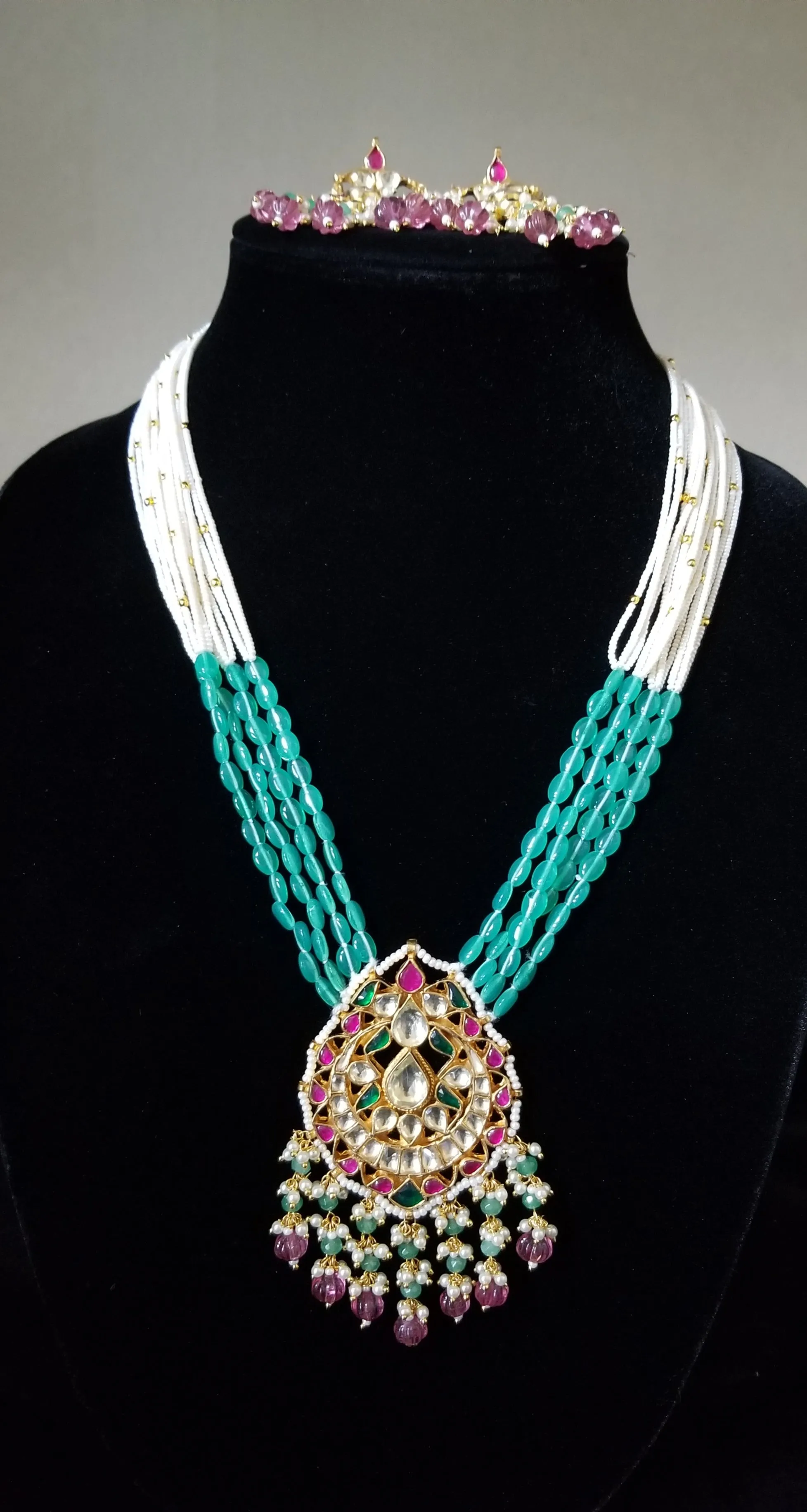Pachi Kundan Mid Length Maala With Gold Plating