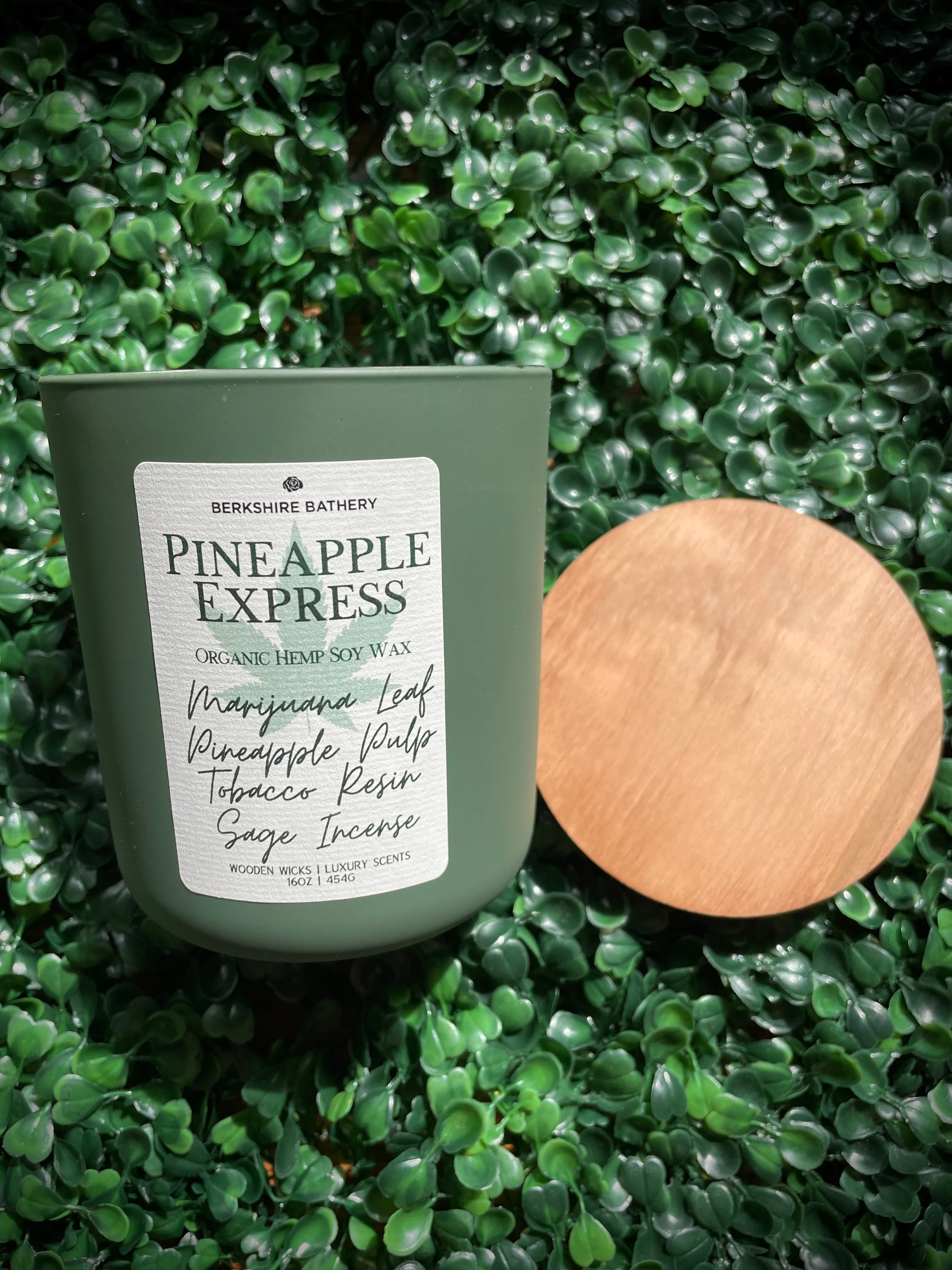 Pineapple Express | Organic HEMP Soy Wax - 16oz Wooden Wick Candle