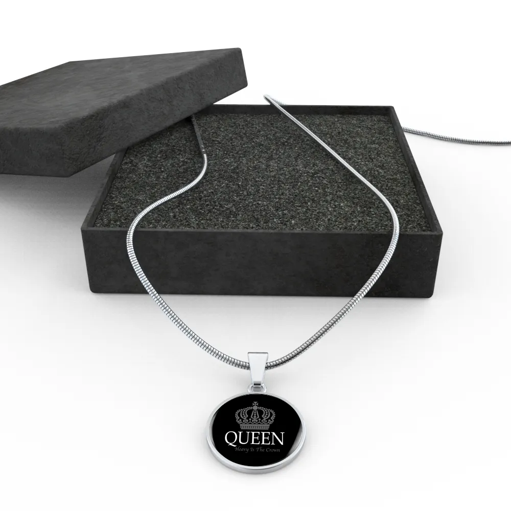 Queen Luxury Rounded Necklace