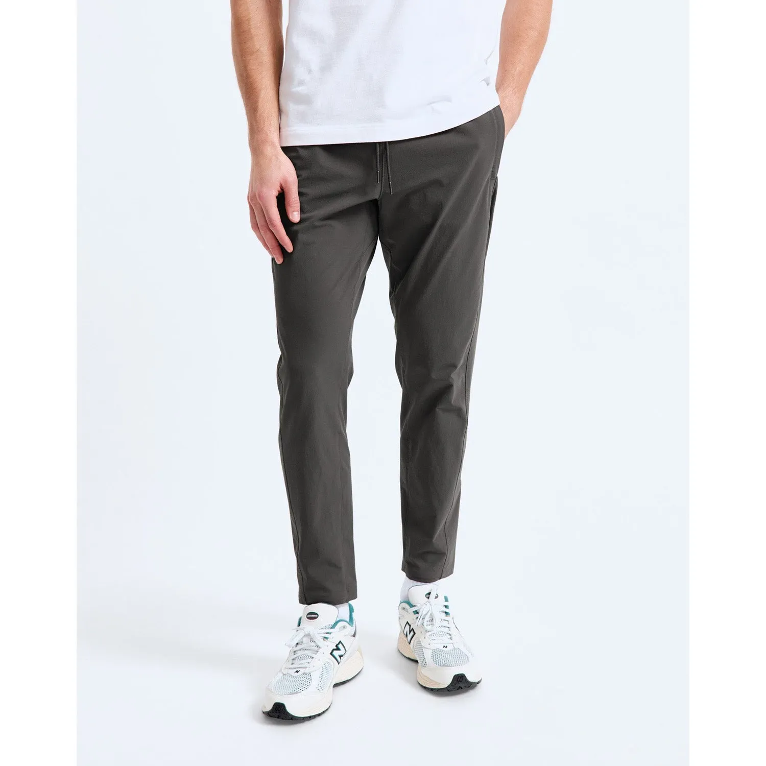 Reigning Champ Men Woven Nylon Oxford Team Pant Carbon RC-5498-CARB