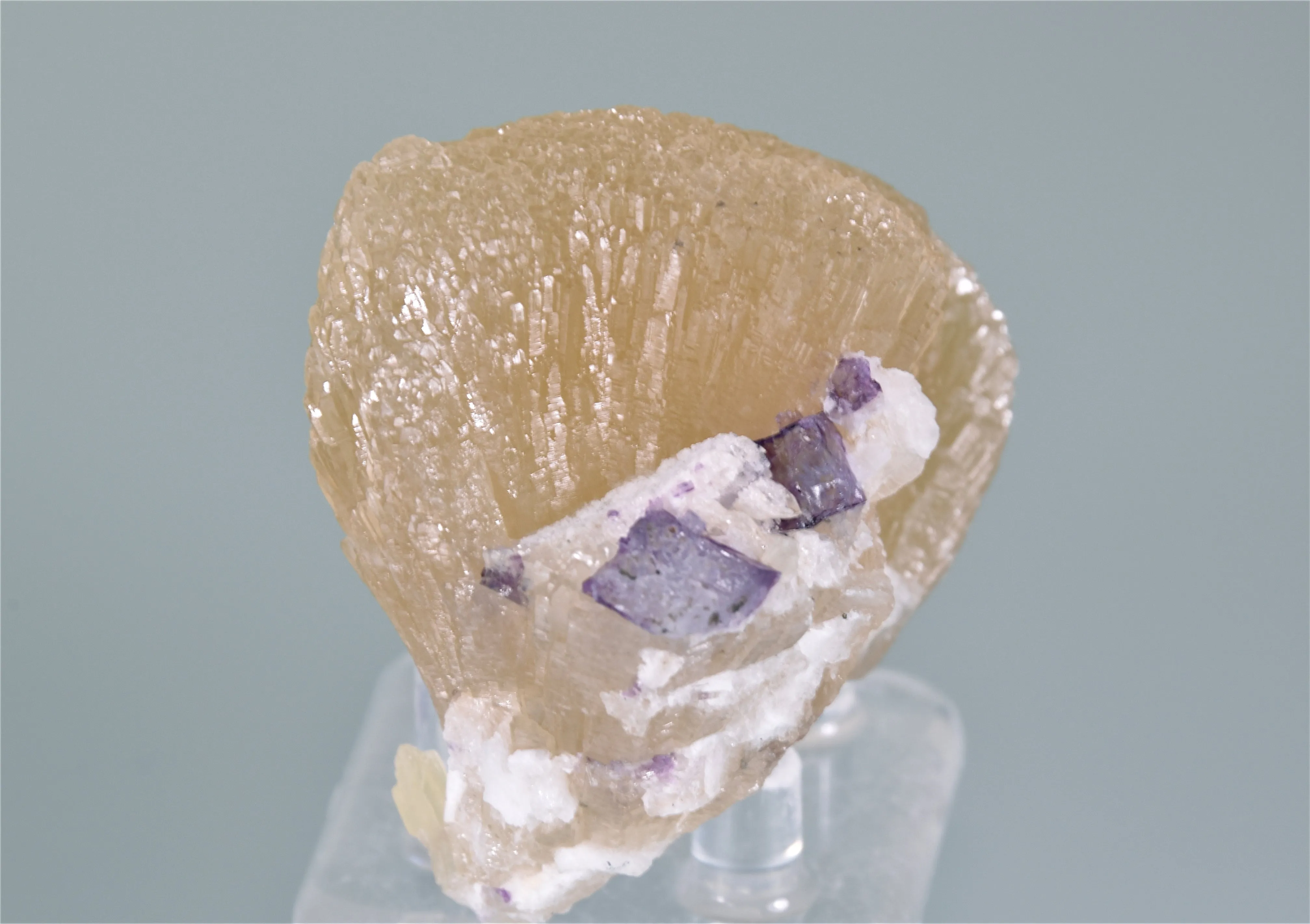 SOLD Witherite with Fluorite and Barite, Bethel Level, Minerva #1 Mine, Minerva Oil Company, Cave-in-Rock District, Southern Illinois, Mined c. 1960's, H. R. McBroom Collection to Ray Thompson Collection, Miniature 3.5 x 5.0 x 6.3 cm, $300. Online 8/21