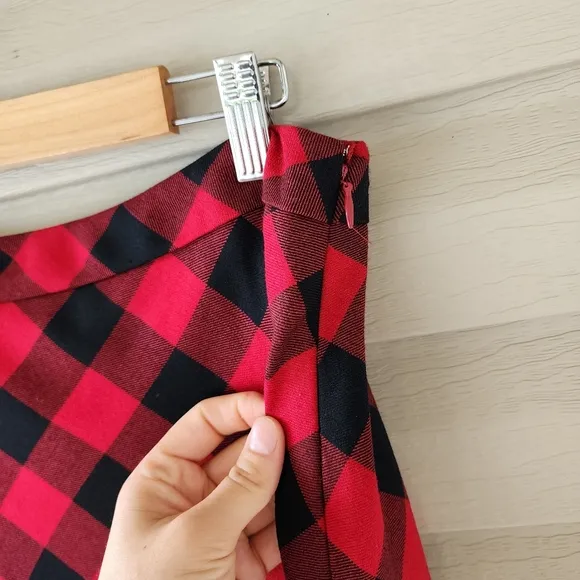 Talbots red black plaid wool midi skirt