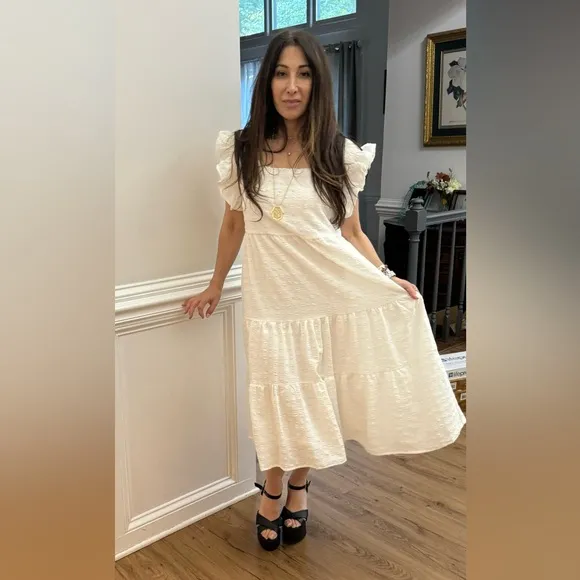 Textured Dress Tiered Ruffle Sleeve Midi Beautiful