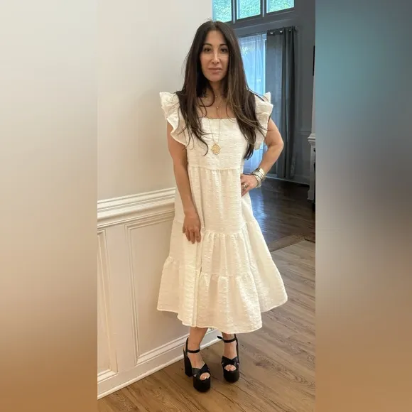 Textured Dress Tiered Ruffle Sleeve Midi Beautiful