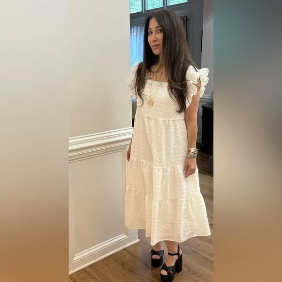 Textured Dress Tiered Ruffle Sleeve Midi Beautiful