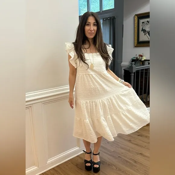 Textured Dress Tiered Ruffle Sleeve Midi Beautiful