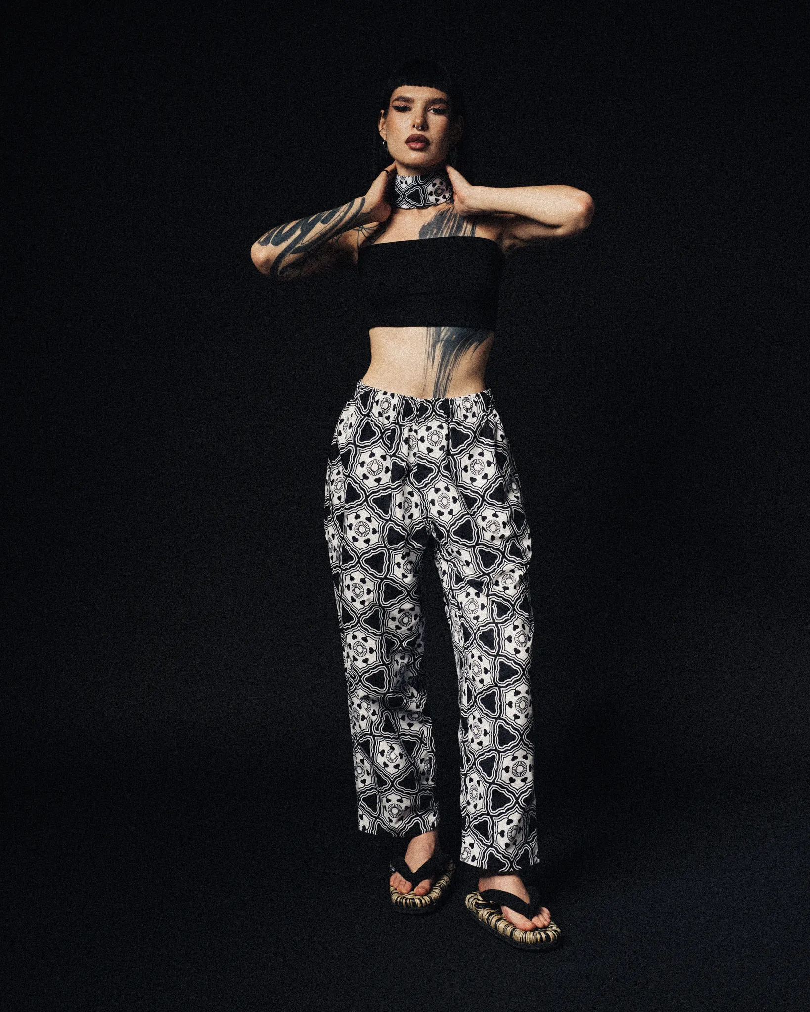 [UNISEX] GOTCH SCROW ART X LOCO MOSQUITO JINJYA TRIBAL TROUSERS