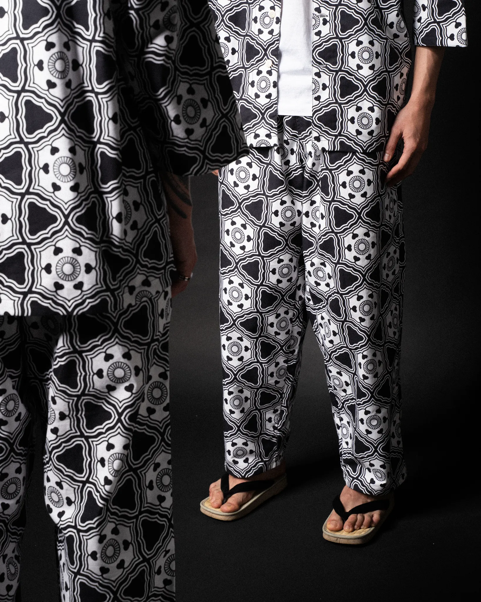 [UNISEX] GOTCH SCROW ART X LOCO MOSQUITO JINJYA TRIBAL TROUSERS