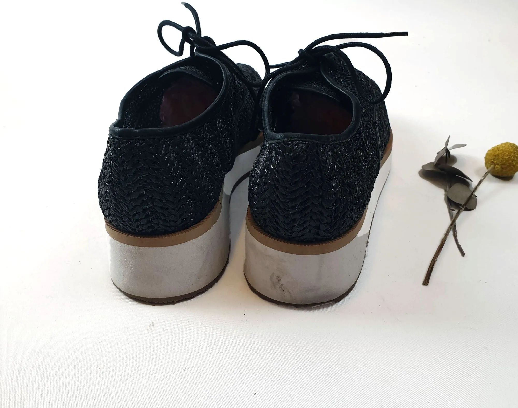 Wittner black woven lace up shoes size 38